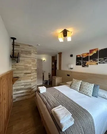 Edelweiss ホテル 3*