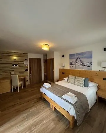 Hotel Edelweiss 3*