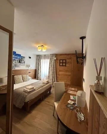 Edelweiss Otel 3*